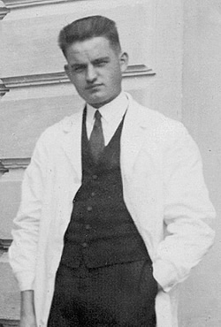 Josef Souček &ndash; holič